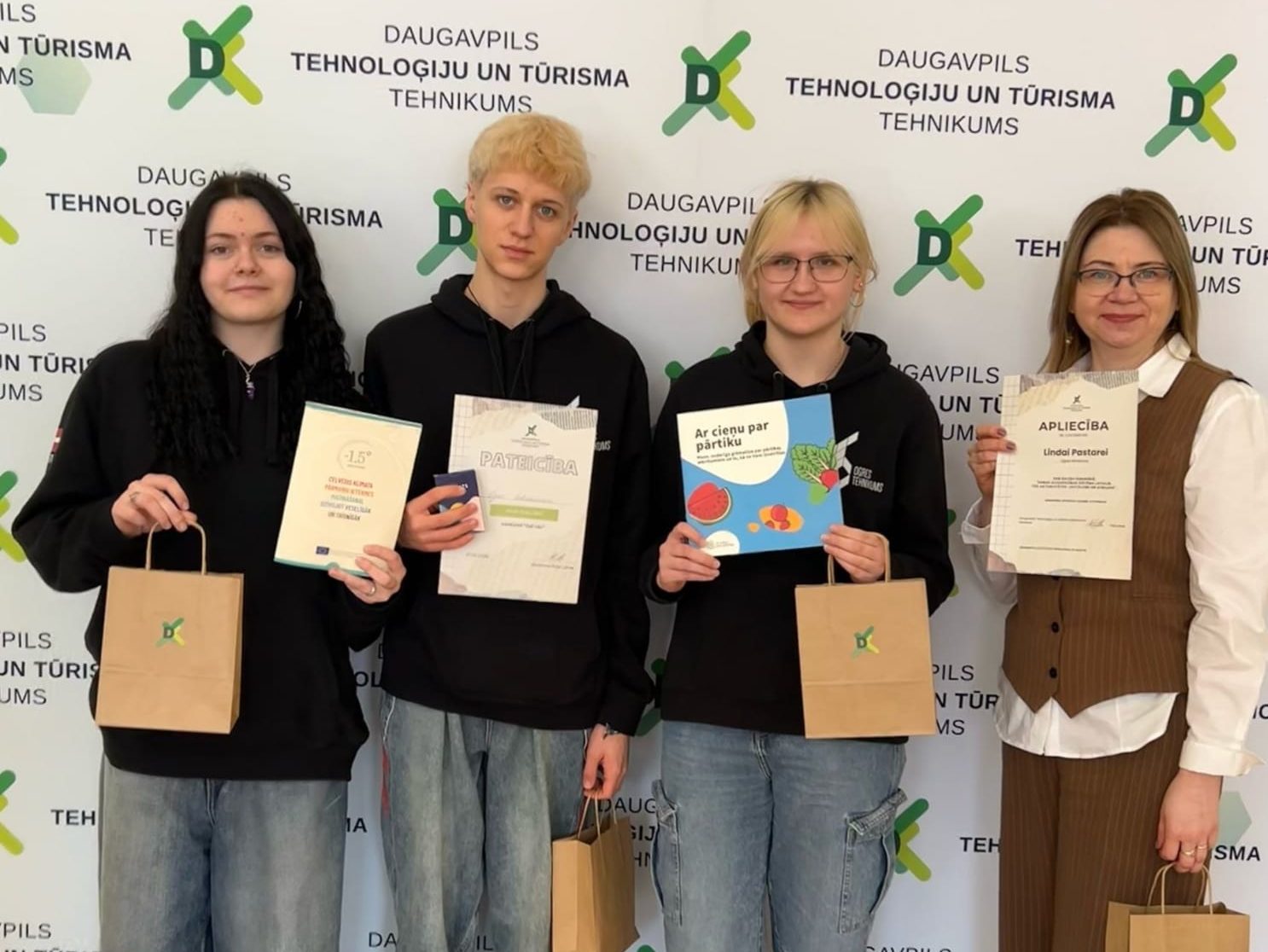 Dalība profesionālo izglītības iestāžu izglītojamo konkursā “Zaļi nāc!”