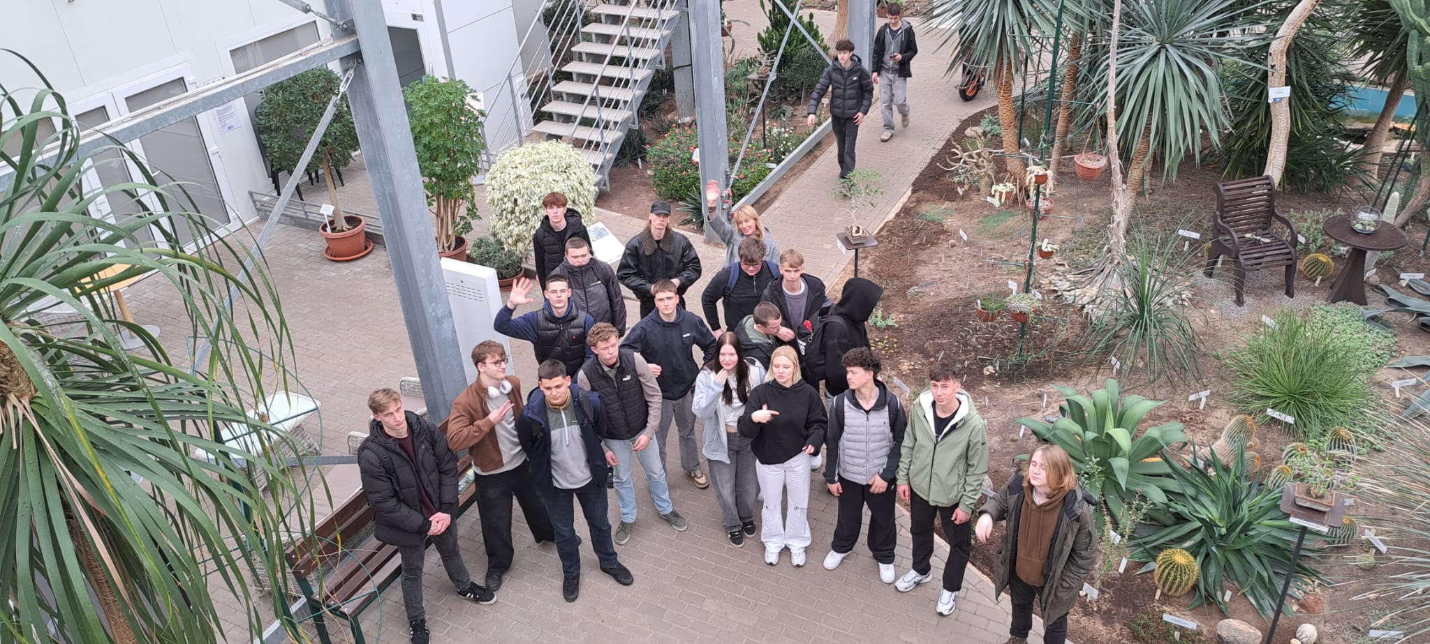 Dendroloģijas mācību stundas Latvijas Nacionālajā botāniskajā dārzā